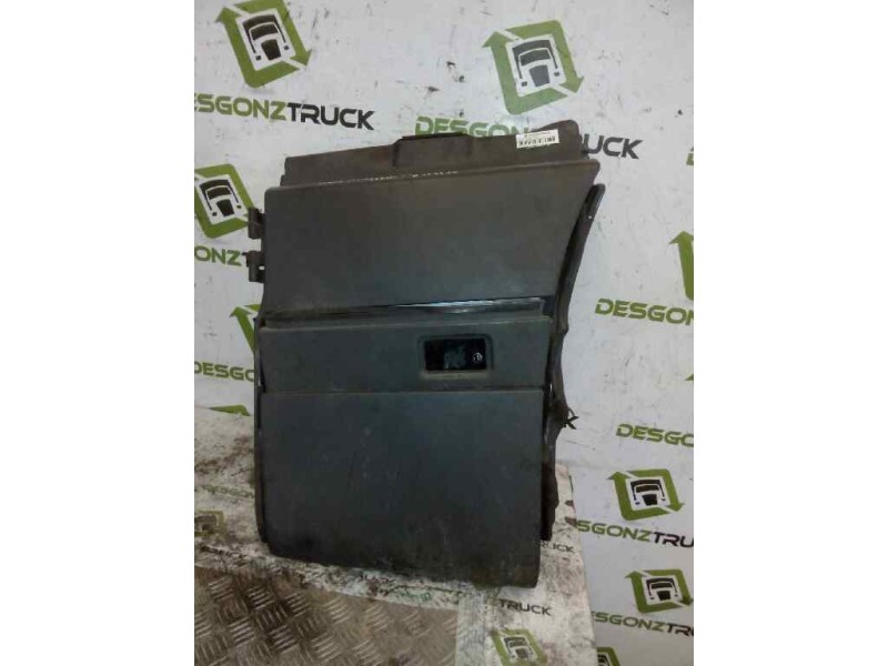 Recambio de peldaño izquierdo para scania serie 4 (p/r 124 l) 11.7 diesel referencia OEM IAM   
