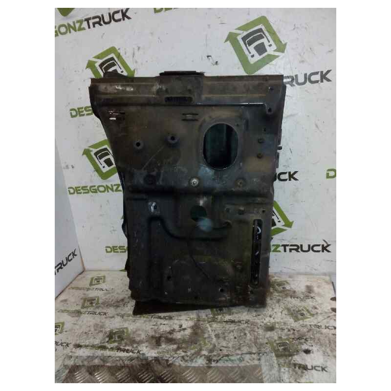 Recambio de peldaño izquierdo para scania serie 4 (p/r 124 l) 11.7 diesel referencia OEM IAM   