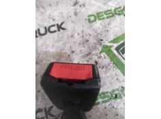 Recambio de enganche de cinturon izquierdo para nissan trucks atleon 130.21 referencia OEM IAM 868529X400   2