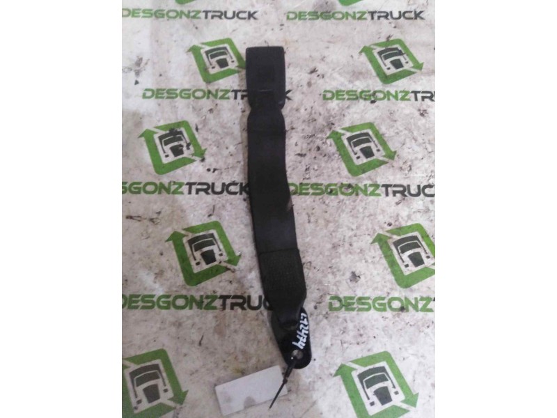 Recambio de enganche de cinturon izquierdo para nissan trucks atleon 130.21 referencia OEM IAM 868529X400  