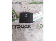 Recambio de boton antivaho para nissan trucks atleon 130.21 referencia OEM IAM 255819X100 BOTON ANTIVAHO RETROVISOR 