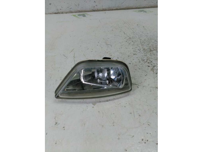 Recambio de faro antiniebla derecho para ford focus berlina (cak) ambiente referencia OEM IAM 2M5115201AH  