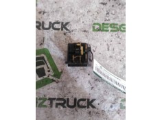 Recambio de boton antivaho para nissan trucks atleon 130.21 referencia OEM IAM 255819X100 BOTON ANTIVAHO RETROVISOR  2