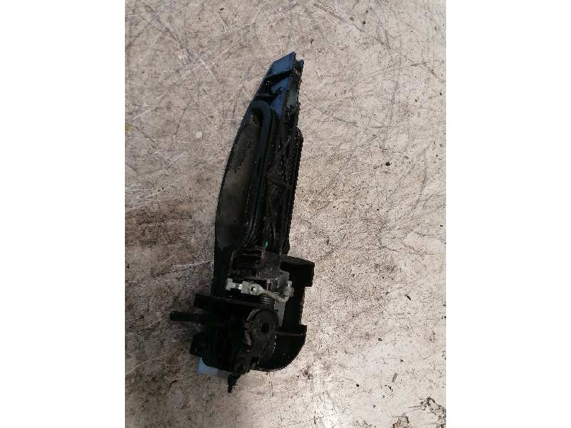 Recambio de maneta exterior delantera derecha para ford fiesta (cbk) ambiente referencia OEM IAM 2S61A224A36AL  