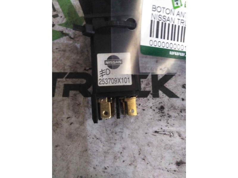 Recambio de boton antiniebla para nissan trucks atleon 130.21 referencia OEM IAM 253709X101  