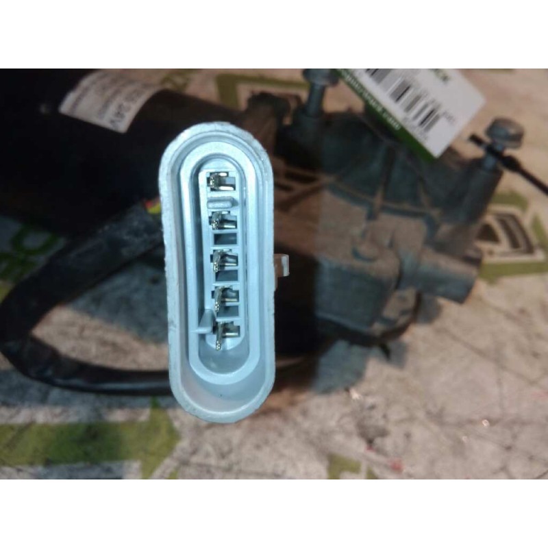 Recambio de motor limpia delantero para iveco stralis (as) fsa t / fp lt 4x2 gran espacio referencia OEM IAM 404055 403945 99439