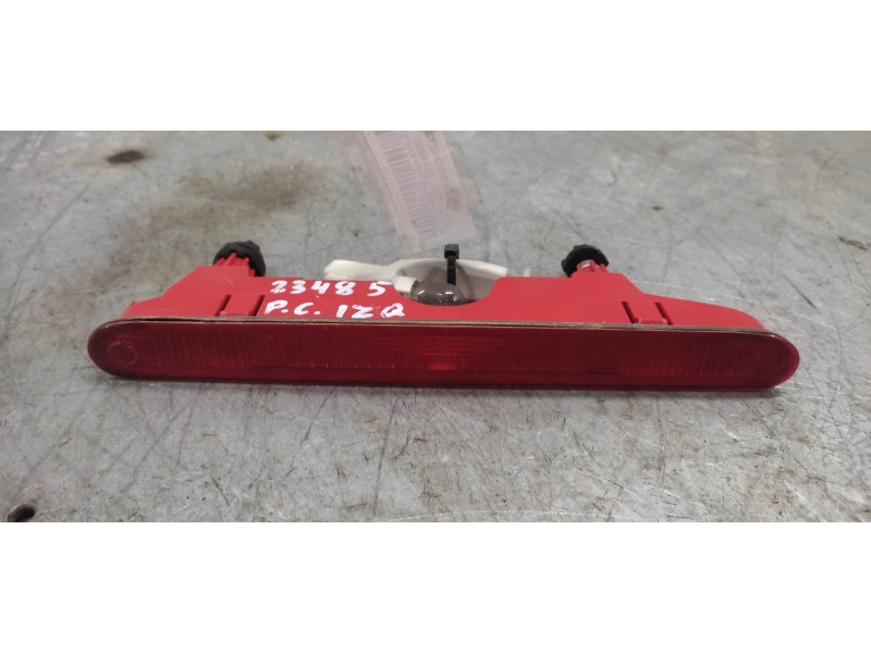 Recambio de luz central de freno para peugeot partner kasten confort pack l1 referencia OEM IAM 9682830180  