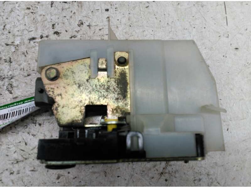 Recambio de cerradura puerta trasera izquierda para renault clio ii fase ii (b/cb0) authentique referencia OEM IAM   