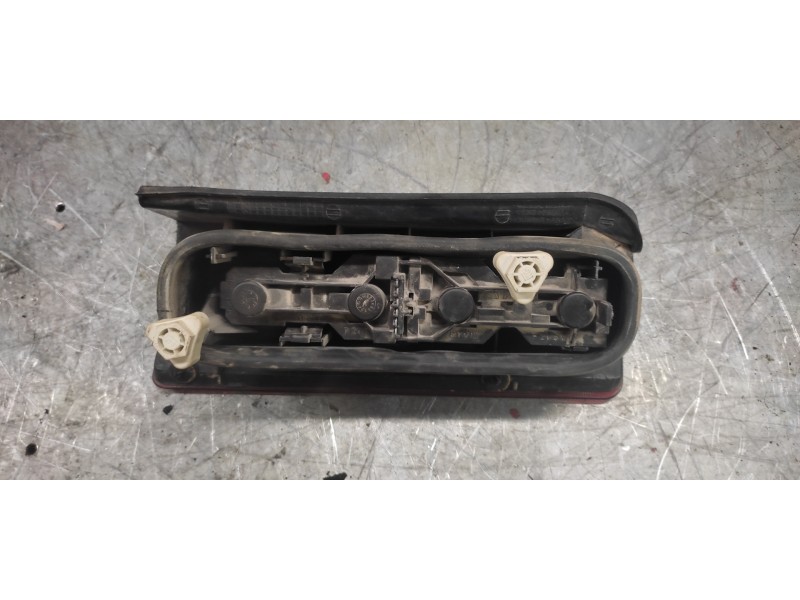 Recambio de piloto trasero izquierdo para opel combo (corsa c) familiar referencia OEM IAM   