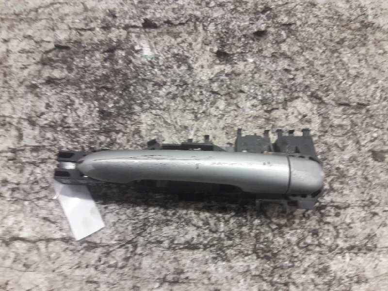 Recambio de maneta exterior delantera derecha para renault megane ii coupe/cabrio authentique referencia OEM IAM 8200028464  
