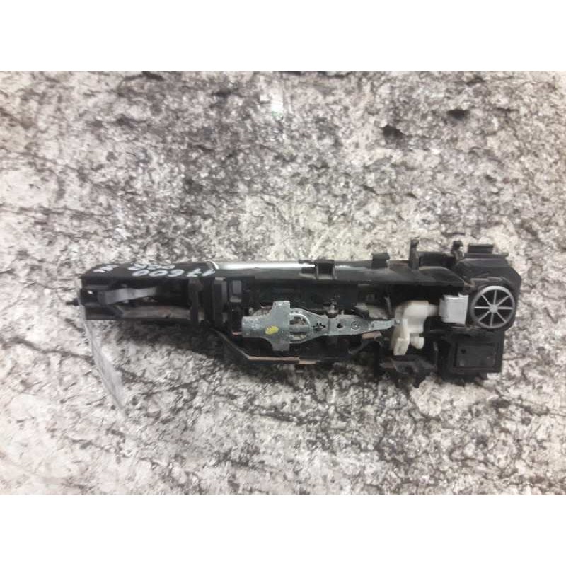 Recambio de maneta exterior delantera derecha para renault megane ii coupe/cabrio authentique referencia OEM IAM 8200028464  