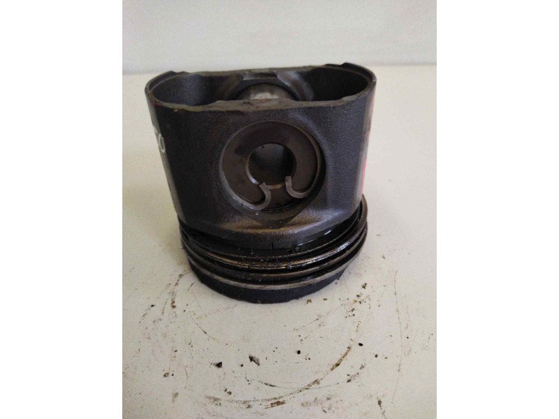 Recambio de piston para daf serie xf105.xxx fsa 4x2 super-space-cab referencia OEM IAM 1747552  