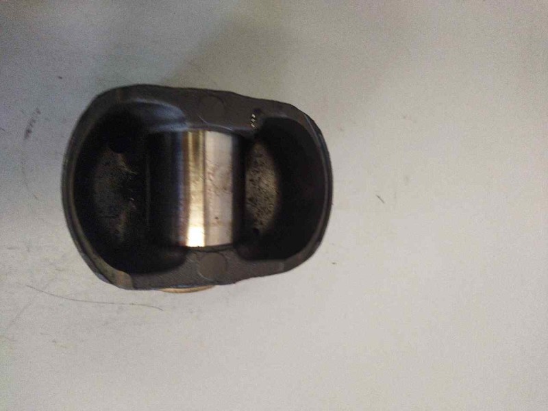 Recambio de piston para daf serie xf105.xxx fsa 4x2 super-space-cab referencia OEM IAM 1747552  