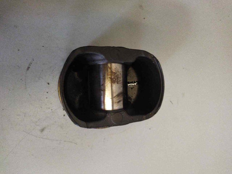 Recambio de piston para daf serie xf105.xxx fsa 4x2 super-space-cab referencia OEM IAM 1747552  