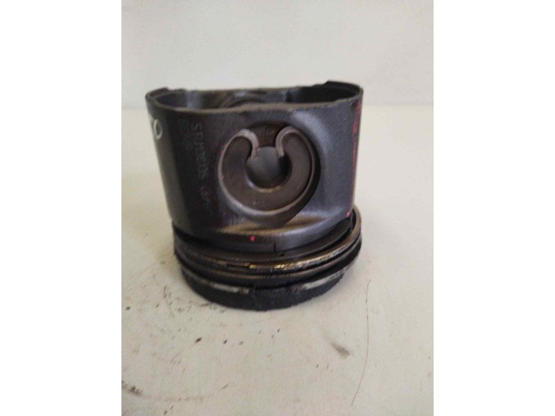 Recambio de piston para daf serie xf105.xxx fsa 4x2 super-space-cab referencia OEM IAM 1747552  
