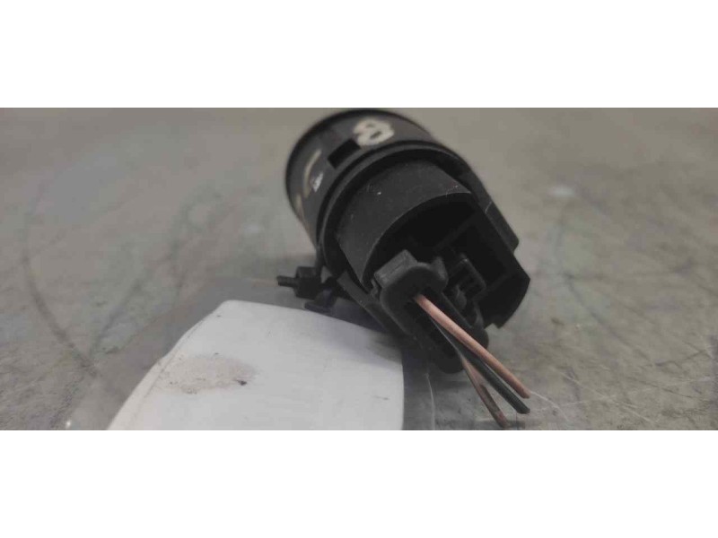 Recambio de interruptor para renault megane ii classic berlina confort authentique referencia OEM IAM 1927937  