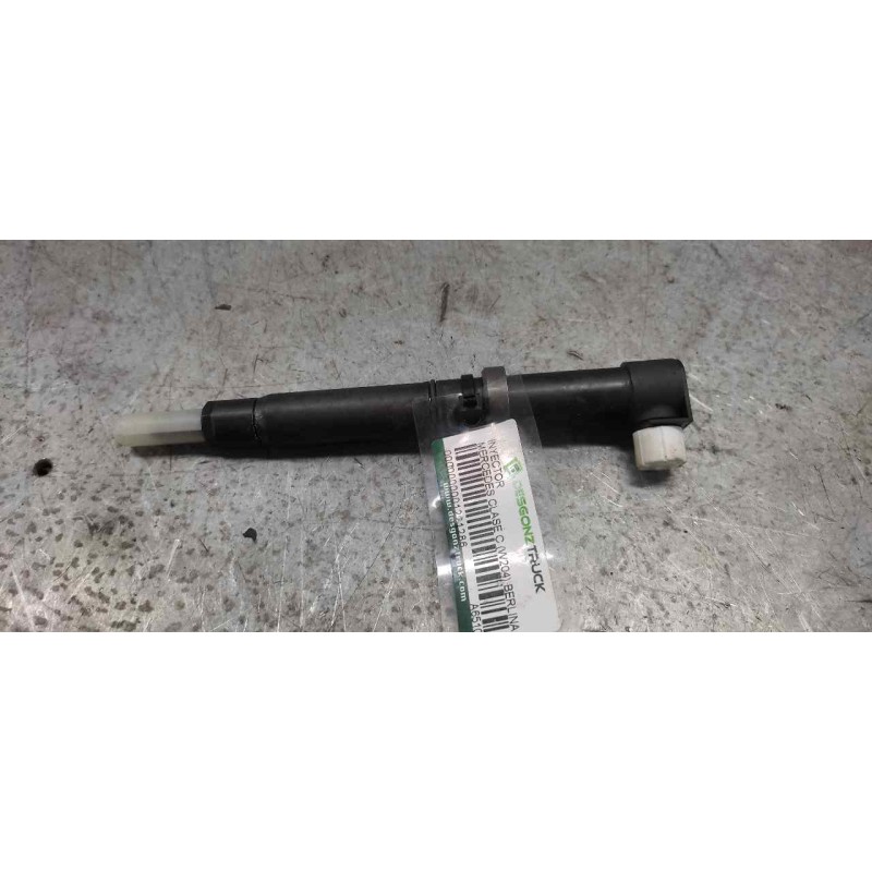 Recambio de inyector para mercedes-benz clase c (w204) berlina 2.2 cdi cat referencia OEM IAM A6510700487  
