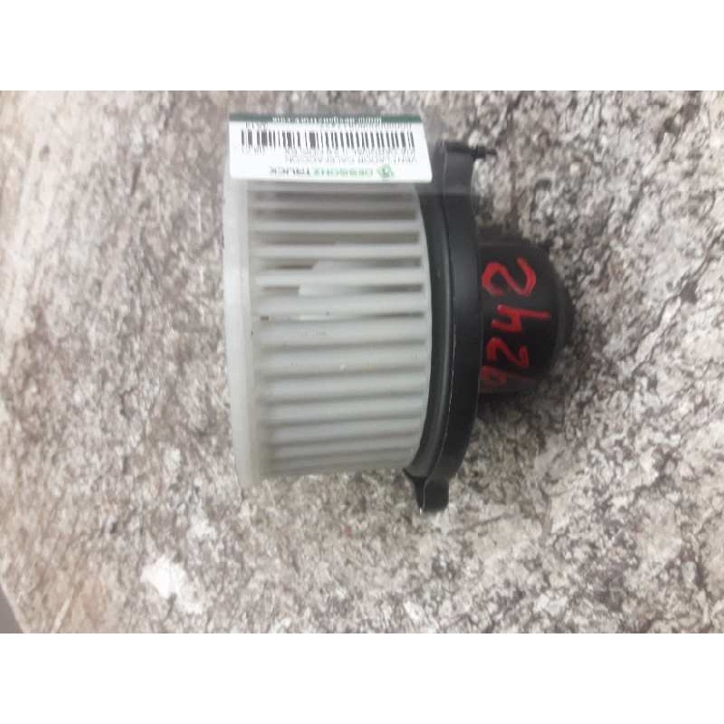 Recambio de ventilador calefaccion para kia carnival ii 2.9 cdri ex referencia OEM IAM 3A14 2 PINS 