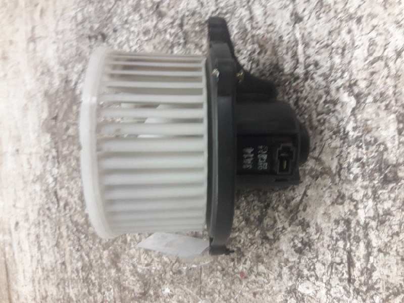 Recambio de ventilador calefaccion para kia carnival ii 2.9 cdri ex referencia OEM IAM 3A14 2 PINS 