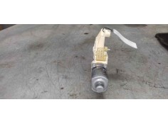 Recambio de motor elevalunas trasero izquierdo para mercedes-benz clase c (w204) berlina 1.6 cat referencia OEM IAM A2048200542  2