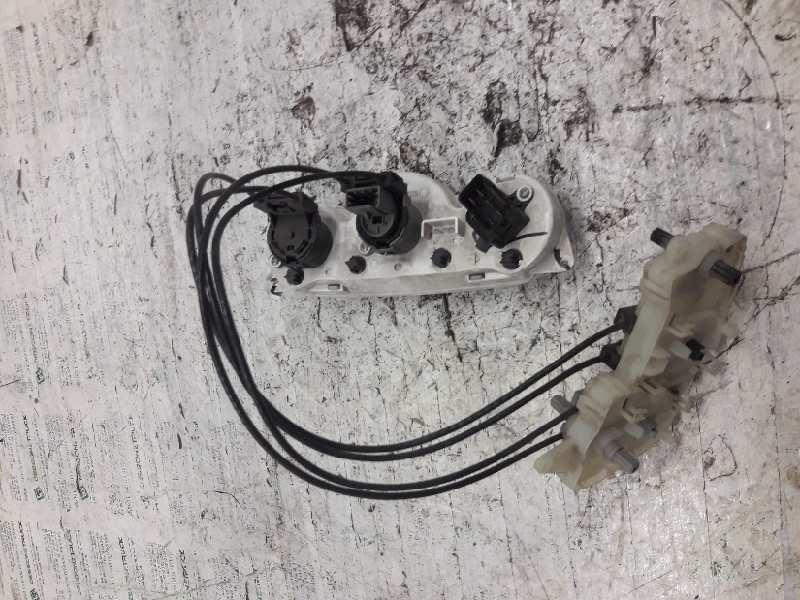 Recambio de mando calefaccion / aire acondicionado para ford focus berlina (cak) ambiente referencia OEM IAM 98AB18C419  