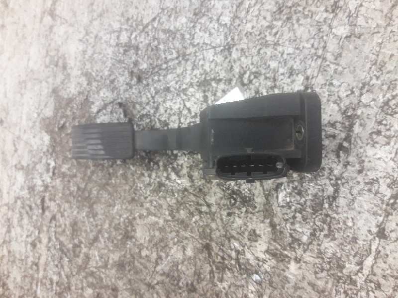 Recambio de potenciometro pedal para kia carnival ii 2.9 cdri ex referencia OEM IAM 0281002541 0K53C41600 289501175