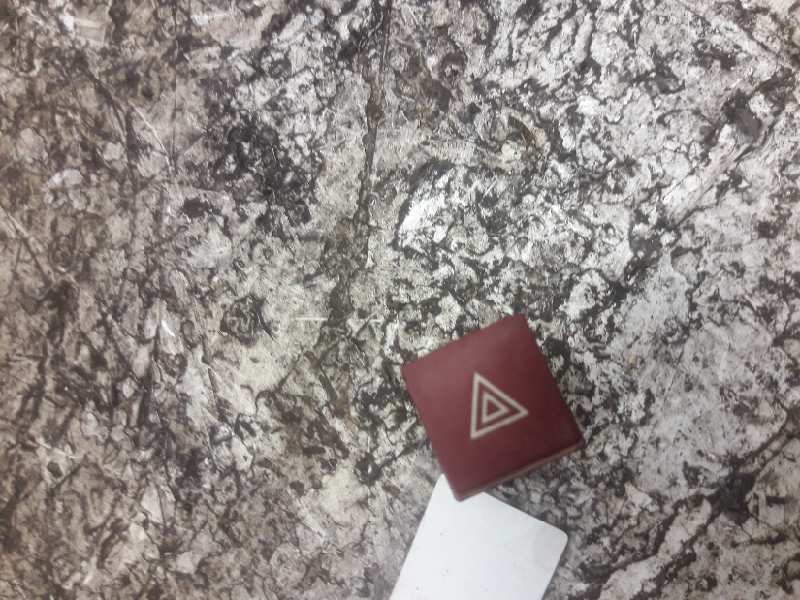 Recambio de warning para peugeot 207 sw confort referencia OEM IAM 96472122KR 4 PINS 