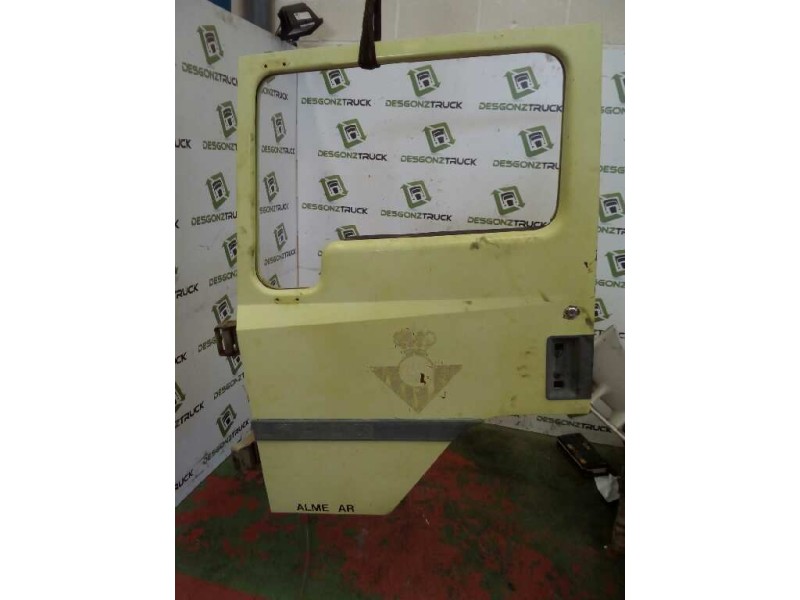 Recambio de puerta delantera izquierda para nissan trucks l35.08 ...... referencia OEM IAM   
