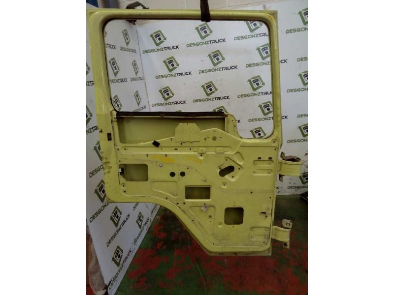 Recambio de puerta delantera izquierda para nissan trucks l35.08 ...... referencia OEM IAM   