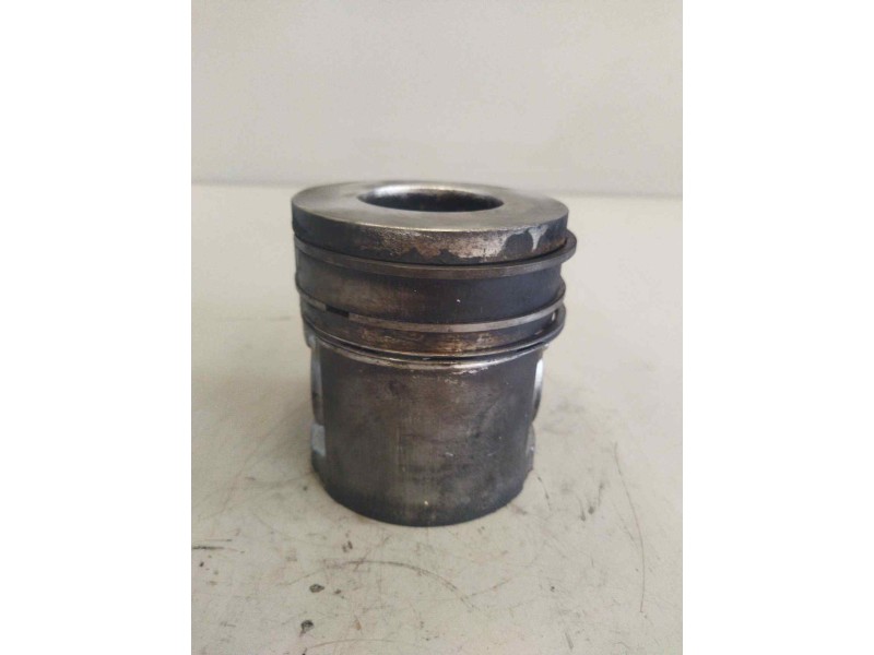 Recambio de piston para nissan trucks l35.09 ... referencia OEM IAM   