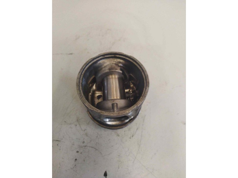 Recambio de piston para nissan trucks l35.09 ... referencia OEM IAM   