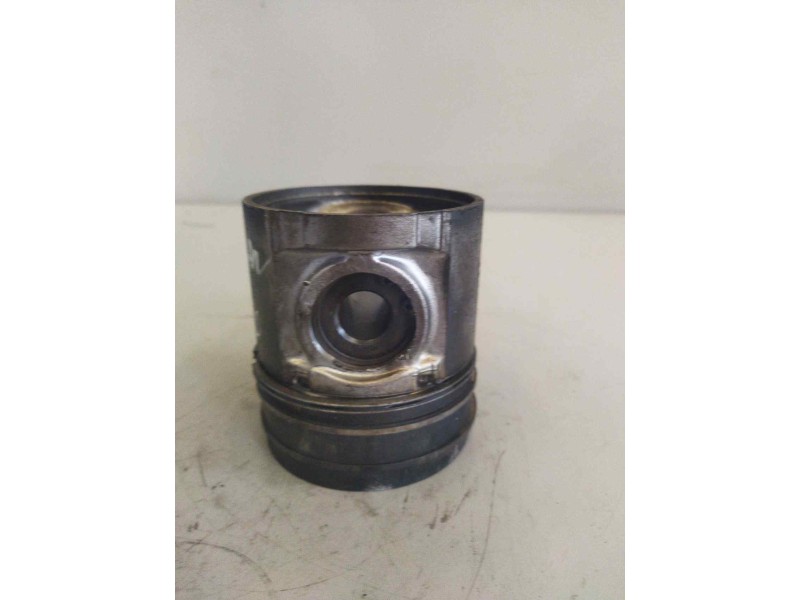 Recambio de piston para nissan trucks l35.09 ... referencia OEM IAM   