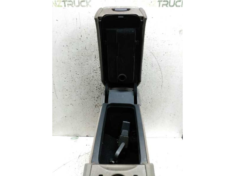 Recambio de guarnecidos palanca cambio para renault vel satis (bj0) expression referencia OEM IAM 8200221400  