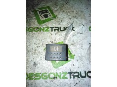 Recambio de boton antiniebla para nissan trucks atleon 140 referencia OEM IAM 253709X401  