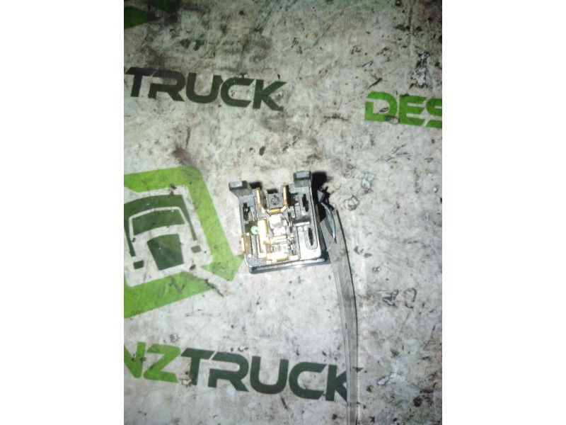 Recambio de interruptor para nissan trucks atleon 140 referencia OEM IAM 253829X000  