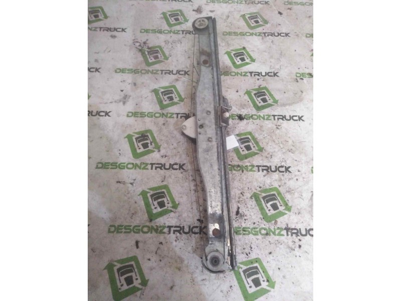 Recambio de elevalunas delantero derecho para nissan trucks atleon 140 referencia OEM IAM   