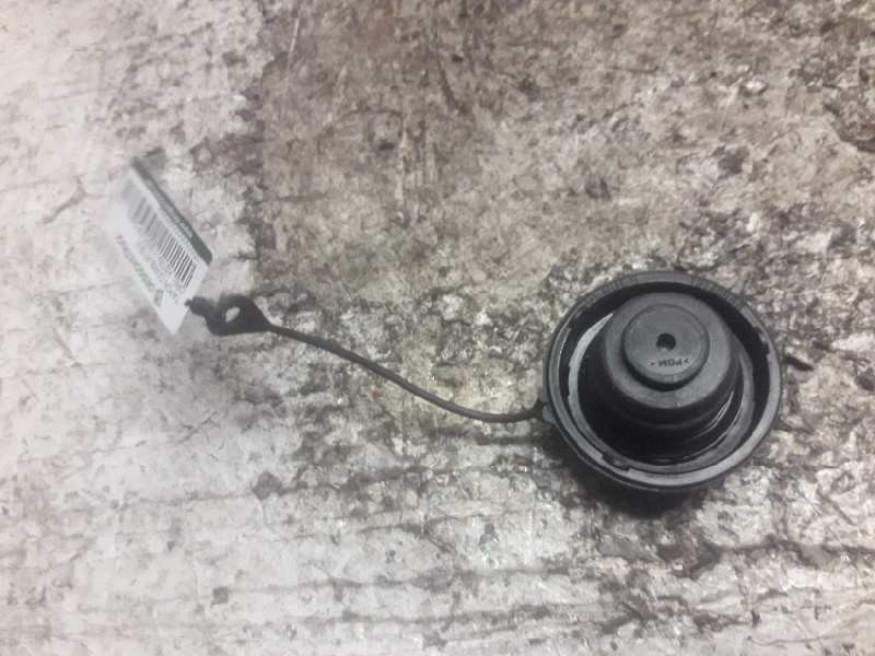 Recambio de tapon combustible para opel astra h berlina cosmo referencia OEM IAM   