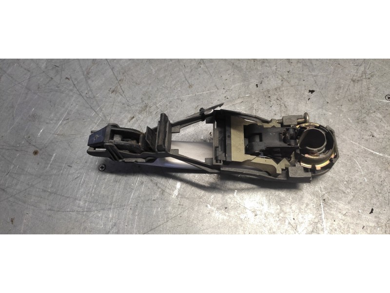 Recambio de maneta exterior trasera izquierda para volkswagen passat berlina (3b2) 1.9 tdi referencia OEM IAM   