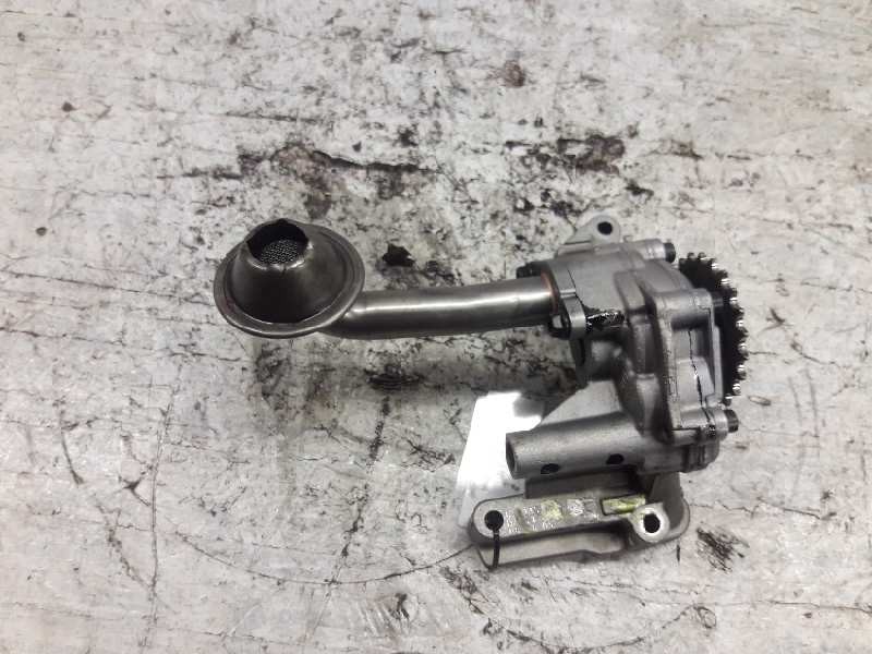 Recambio de bomba aceite para volkswagen golf v berlina (1k1) conceptline (e) referencia OEM IAM 038115121A  