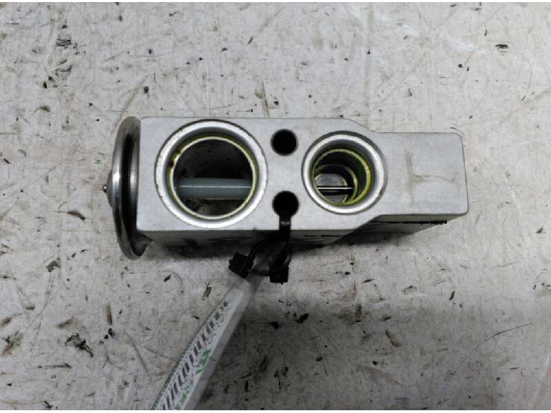 Recambio de valvula expansion para peugeot 307 (s1) xs referencia OEM IAM 7007758 52301590 