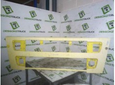 Recambio de molduras delanteras para volvo fh xxx 12.8 diesel referencia OEM IAM 20516774 REJILLA DELANTERA CENTRAL 