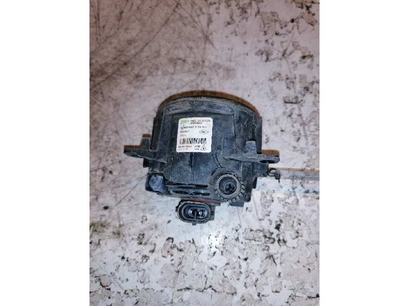 Recambio de faro antiniebla derecho para renault scenic ii confort authentique referencia OEM IAM   2 PINS