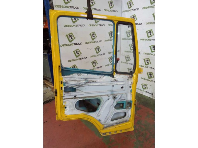 Recambio de puerta delantera izquierda para mercedes trucks lk/ln2 1120 (201-211cv) referencia OEM IAM   