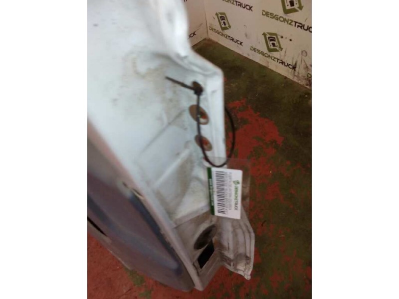 Recambio de puerta delantera izquierda para mercedes trucks sprinter 410 d referencia OEM IAM   