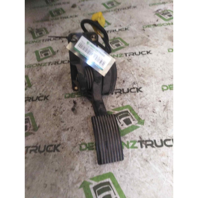 Recambio de pedal acelerador para mercedes-benz axor 2-ejes 18 ton 2004 referencia OEM IAM A9703000004  