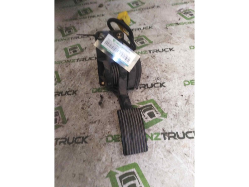 Recambio de pedal acelerador para mercedes-benz axor 2-ejes 18 ton 2004 referencia OEM IAM A9703000004  