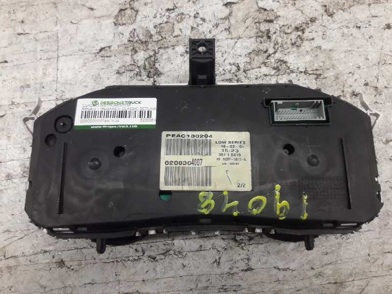Recambio de cuadro instrumentos para renault megane ii classic berlina confort authentique referencia OEM IAM 8200364007  