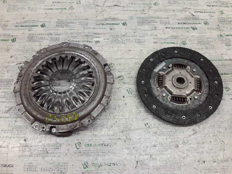 Recambio de kit embrague para renault megane ii classic berlina confort authentique referencia OEM IAM   