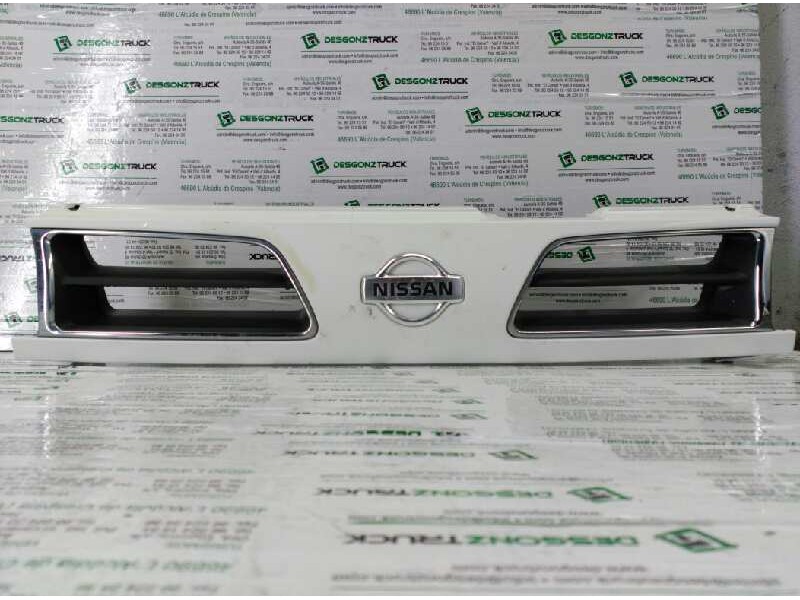 Recambio de rejilla delantera central para nissan primera berl./familiar (p10/w10) gx berlina (a,e) referencia OEM IAM 623103F  