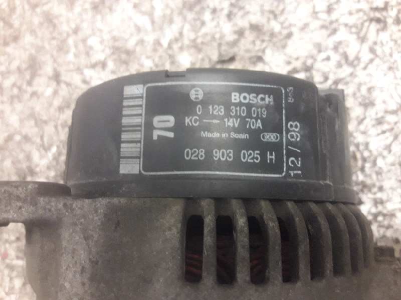 Recambio de alternador para seat ibiza (6k) básico referencia OEM IAM 0123310019 028903025H 